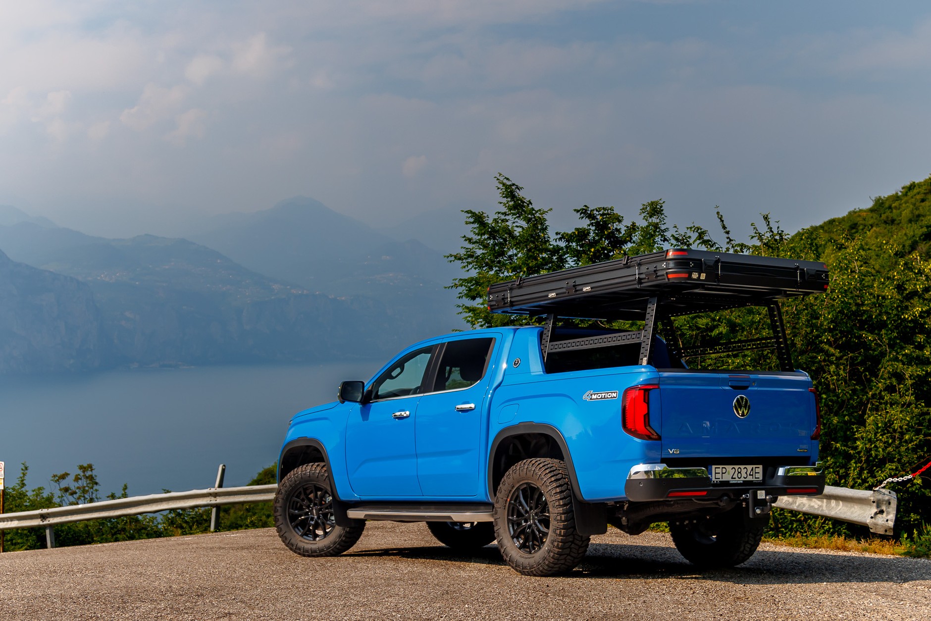 Volkswagen Amarok i Grand California na włoskich wakacjach