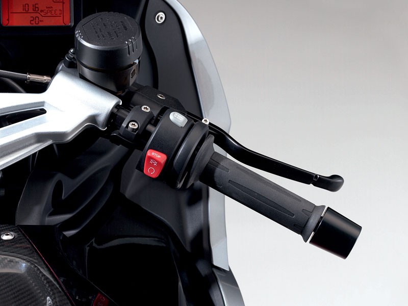 BMW Motorrad 2009: K 1300 S, K 1300 R, K 1300 GT (3x wideo HD!)