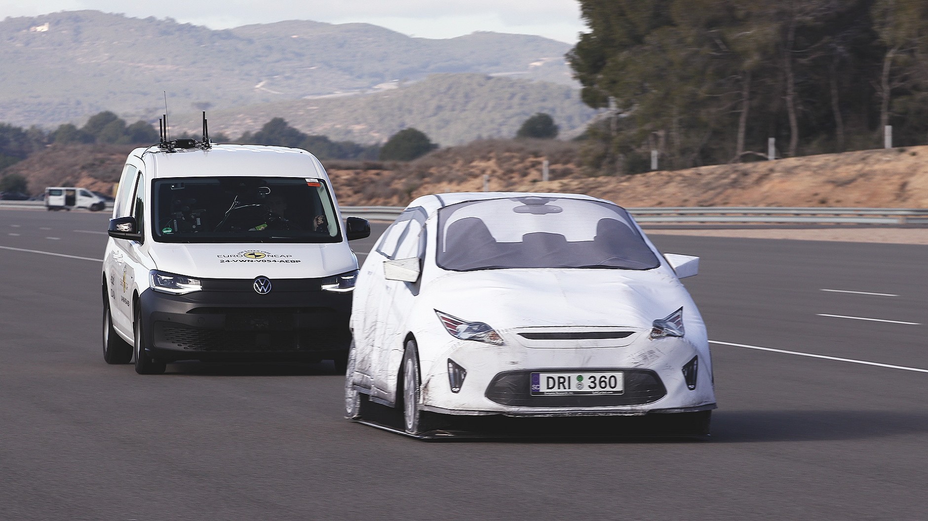 Badacze Euro NCAP zachwycili się dostawczakami