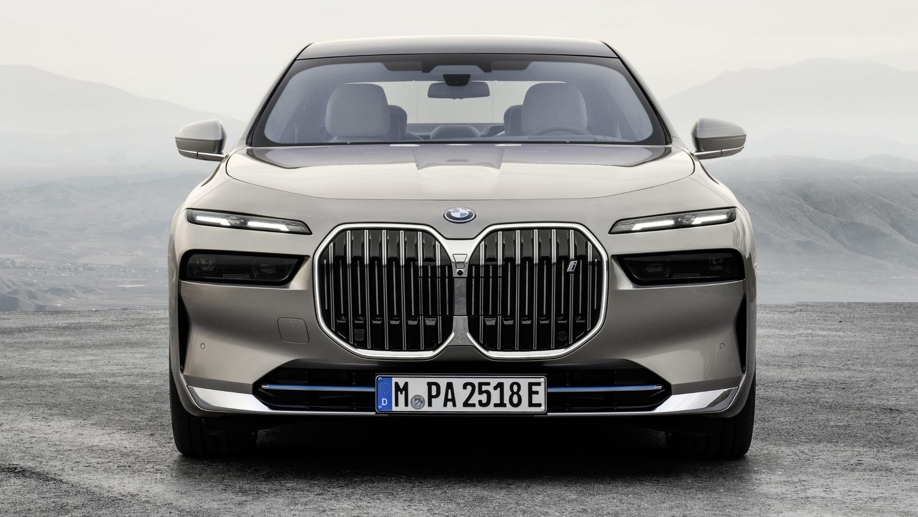 BMW serii 7 (siódma generacja; kod G70; od 2022 r.)