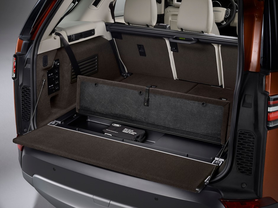 Land Rover Discovery 5