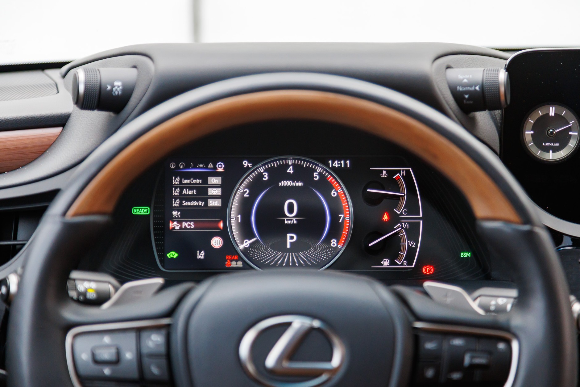 2024 Lexus ES300h