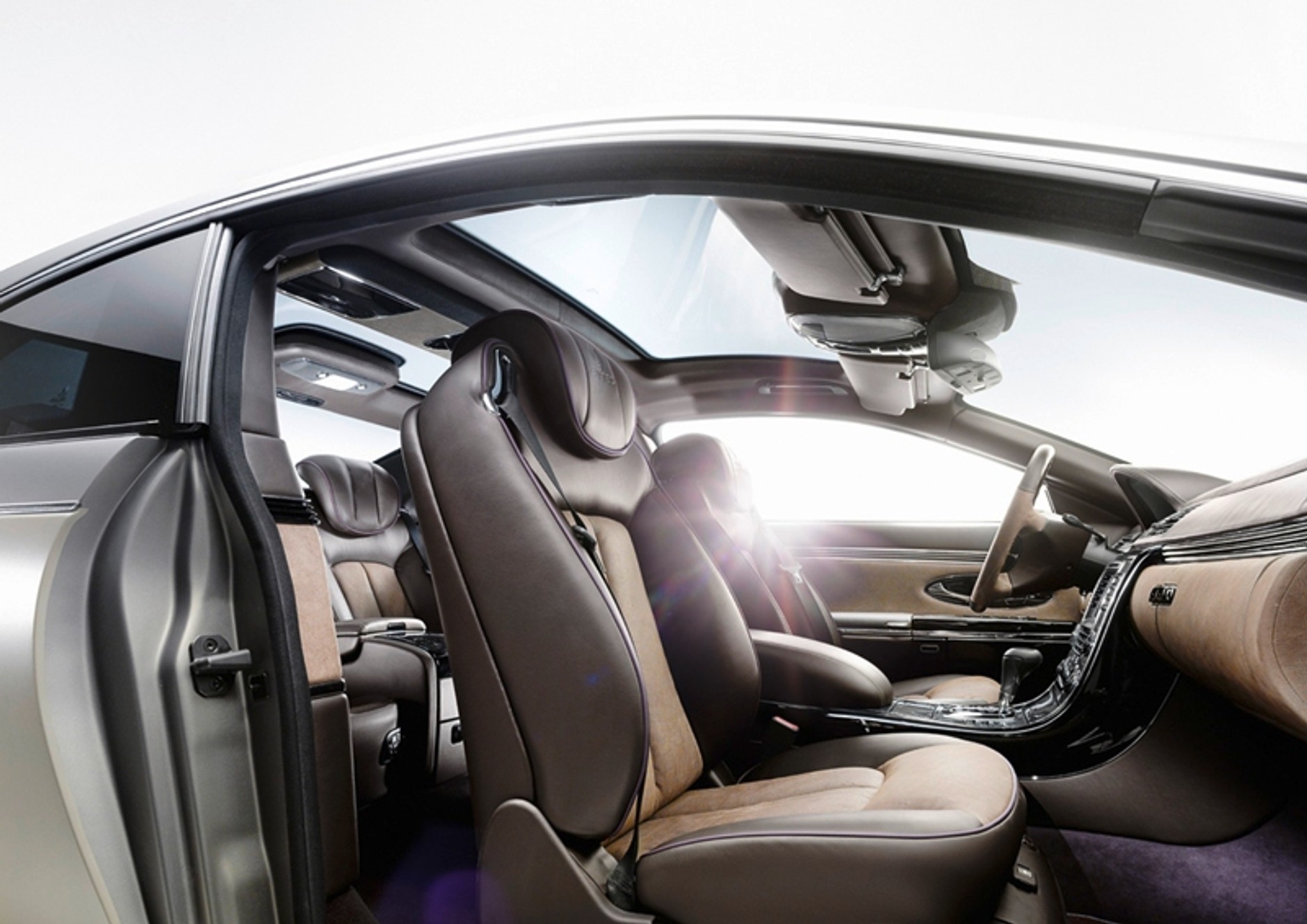 Xenatec Cruiserio Coupe