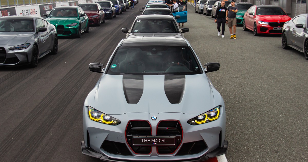 BMW M4 CSL