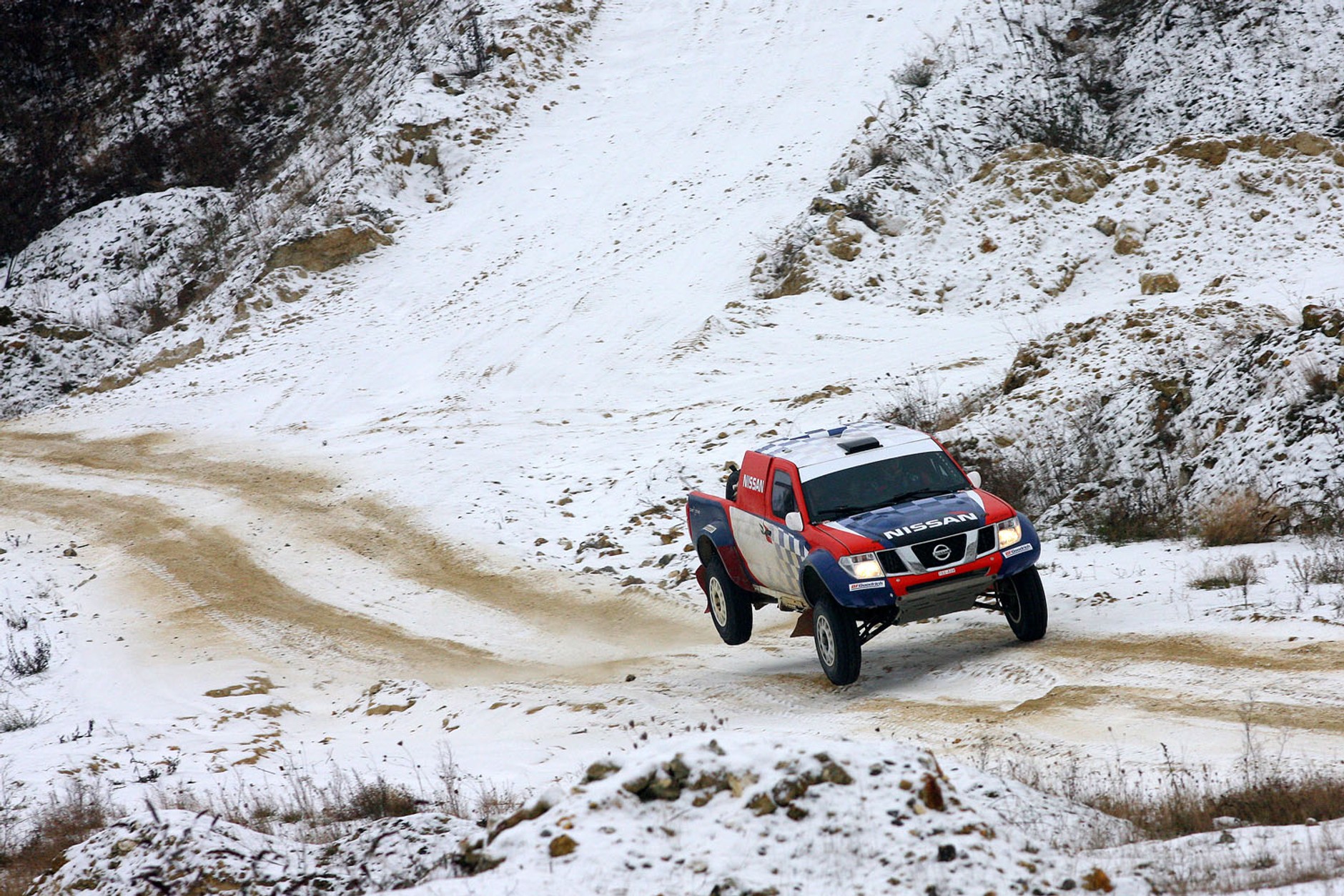 Rajd Dakar 2011: Nani Roma w Nissanie Krzysztofa Hołowczyca (galeria Rallyworld©Willy Weyens)