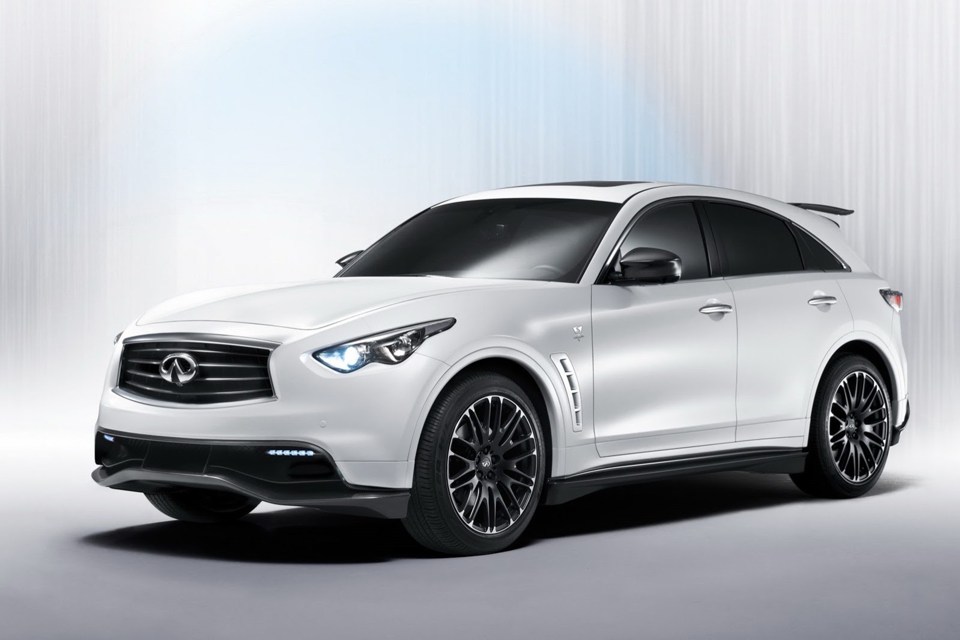 Infiniti FX Vettel Edition
