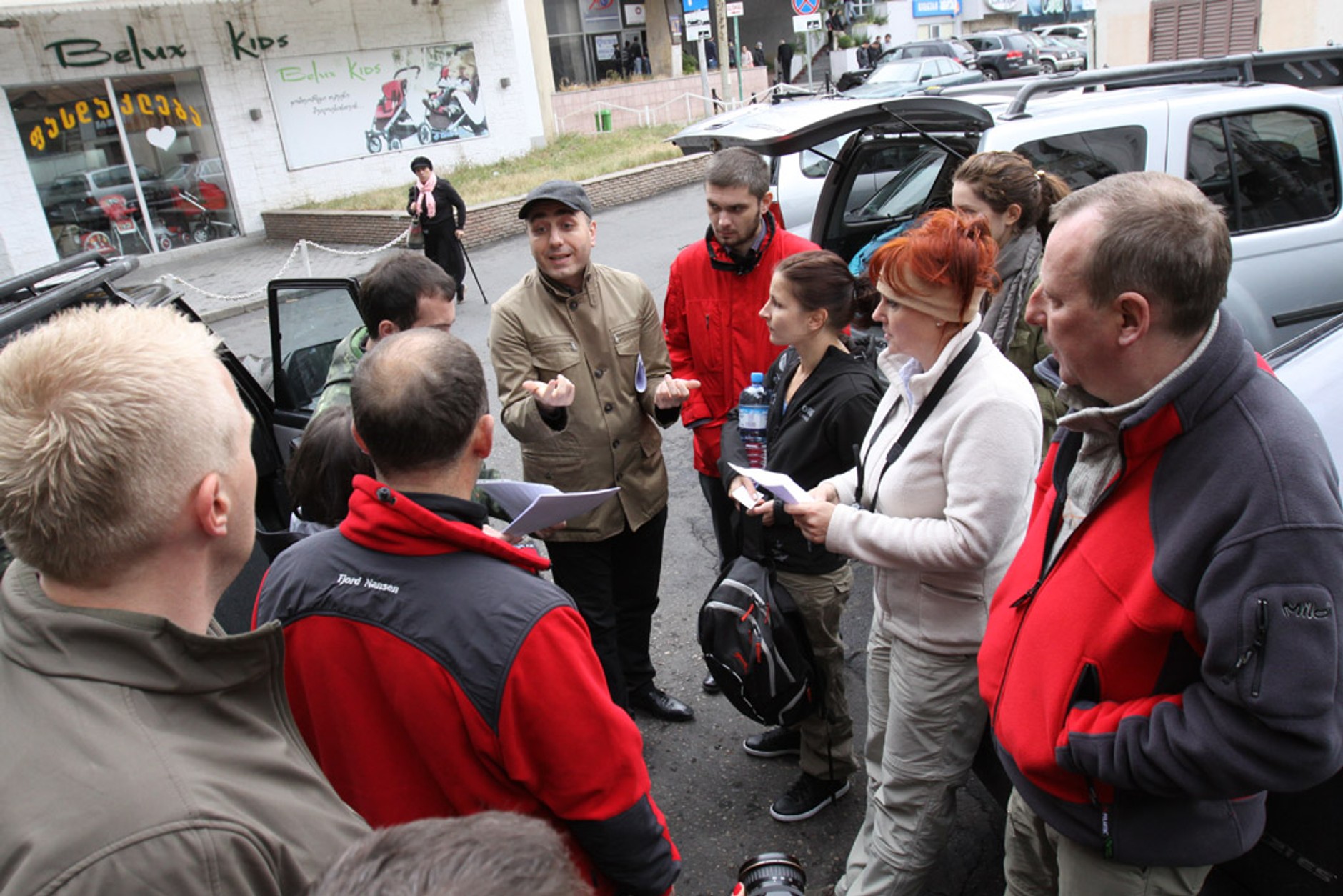 Auto Świat 4x4 Expedition: toast za Gruzję