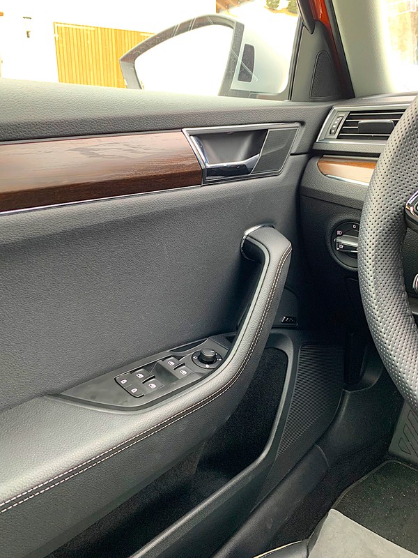 Skoda Superb Scout