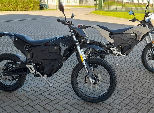 Straż Graniczna kupiła motocykle za 1,2 mln zł. Umożliwią funkcjonariuszom skradanie