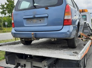 Przewoził wrak samochodu na lawecie. Inspektorzy mieli słuszne podejrzenia