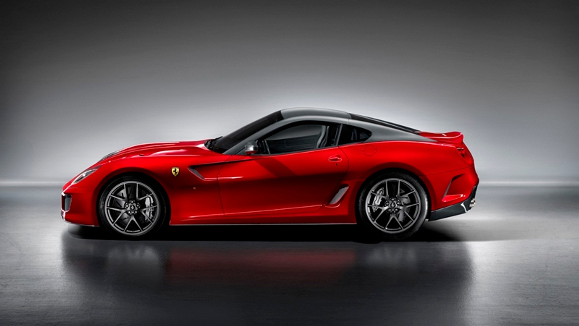 Ferrari 599 GTO poszło na dietę i na siłownię