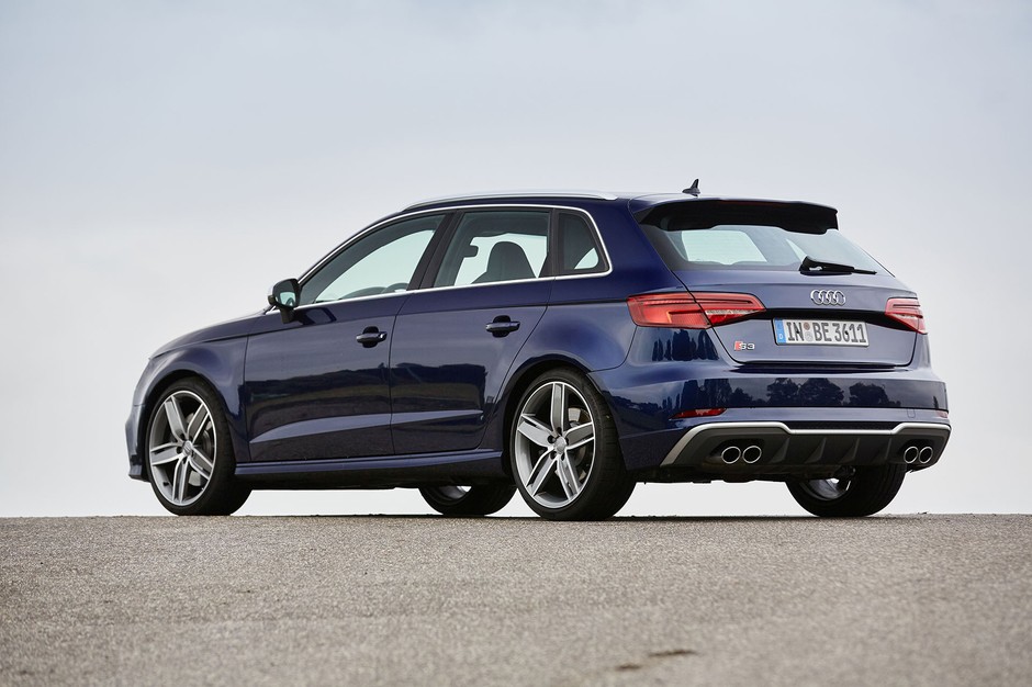 Audi S3 Sportback kontra Mini JCW Clubman - stylowe zabawki