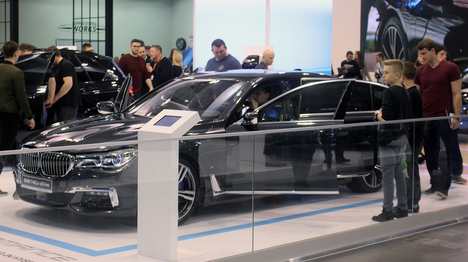 Elektryczna przyszłość BMW | Poznań Motor Show 2017
