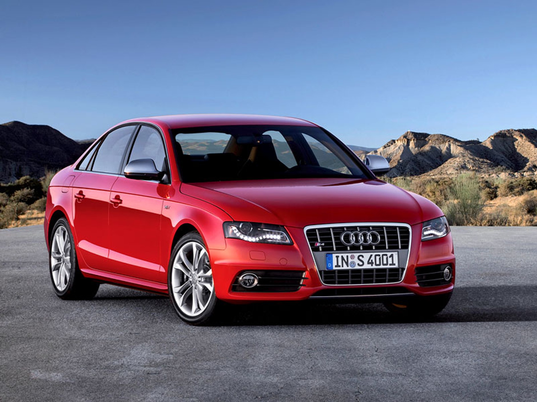 Paryż 2008: Audi S4 i S4 Avant – 333 koni dla niemieckiego sportowca