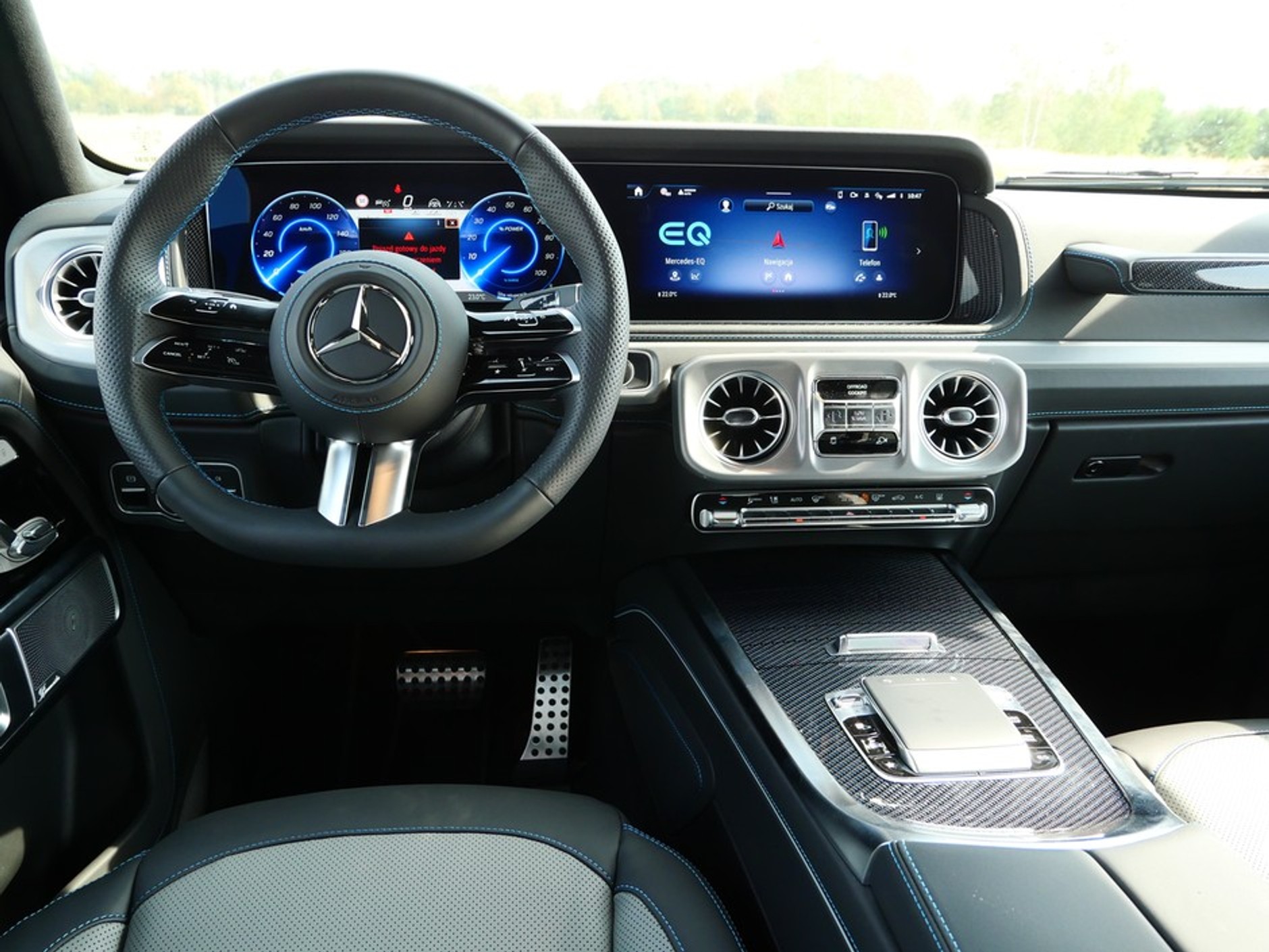Mercedes Klasy G: tak wygląda wnętrze aktualnego modelu.