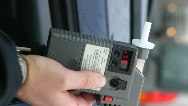 Utrata prawa jazdy za zjedzenie cukierka