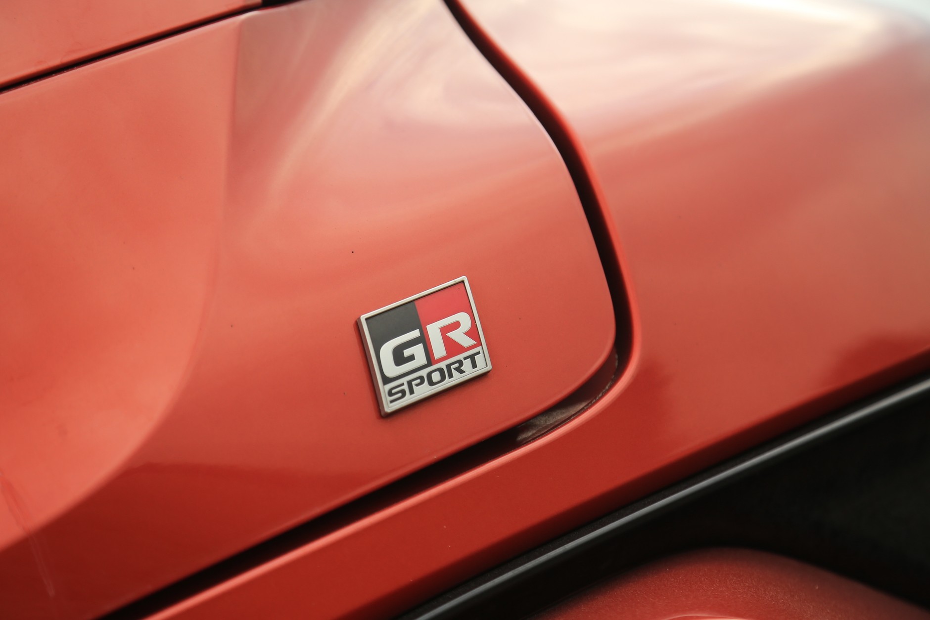 Toyota C-HR GR Sport 2.0 Hybrid (2021 r., 1. generacja, lifting)