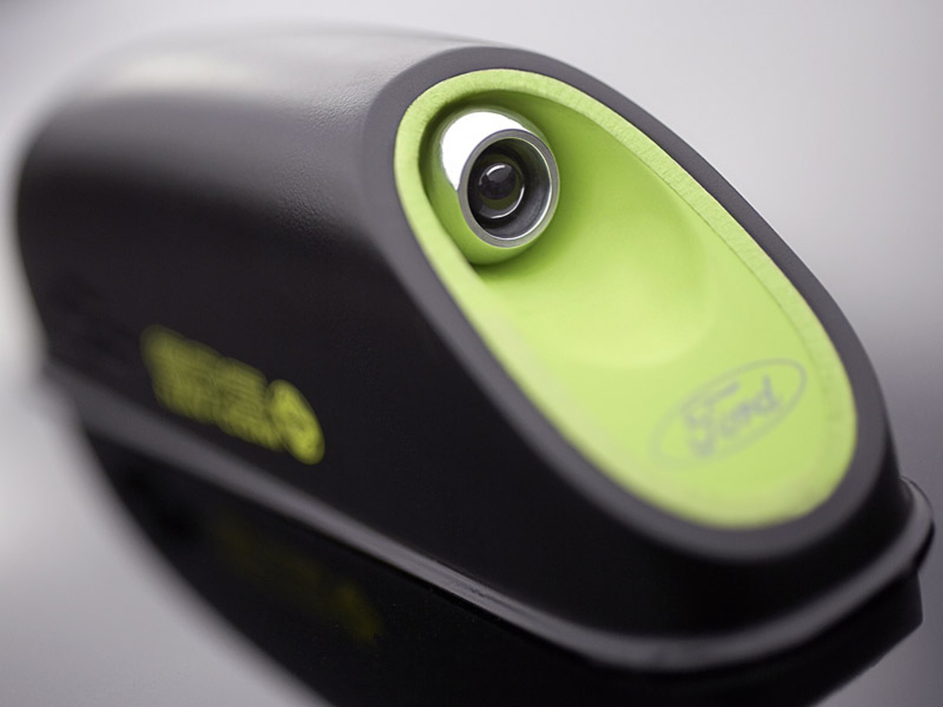 Detroit 2008: Ford Explorer America - oszczędniejszy olbrzym