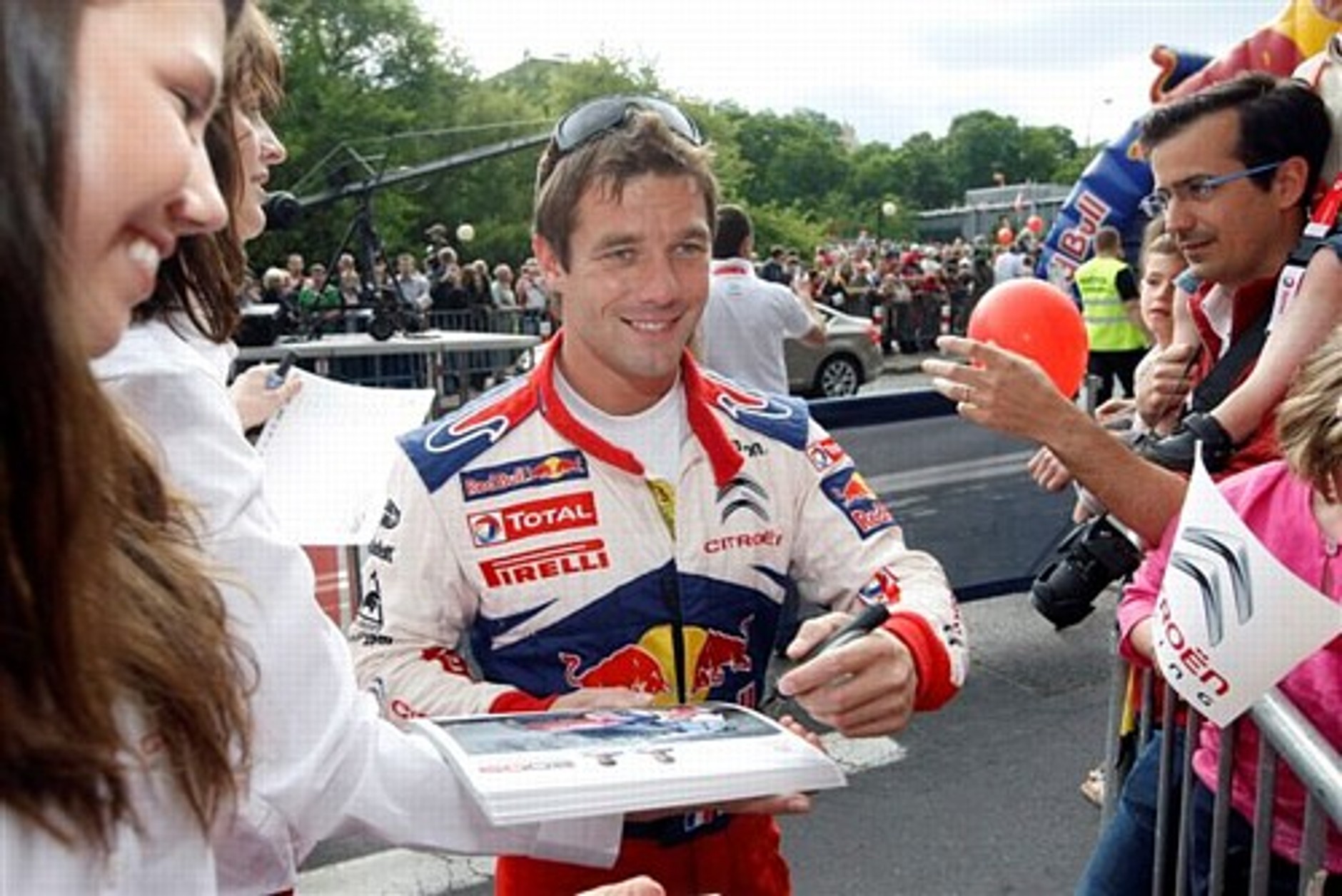 Loeb i Sardo pokazali co potrafią: Huczne powitanie mistrzów na Karowej