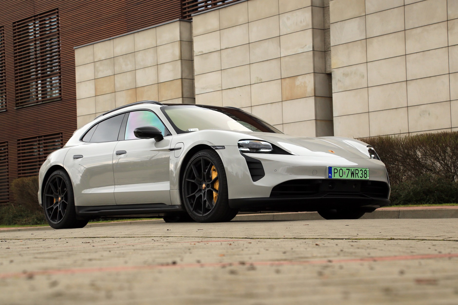 Porsche Taycan GTS Sport Turismo