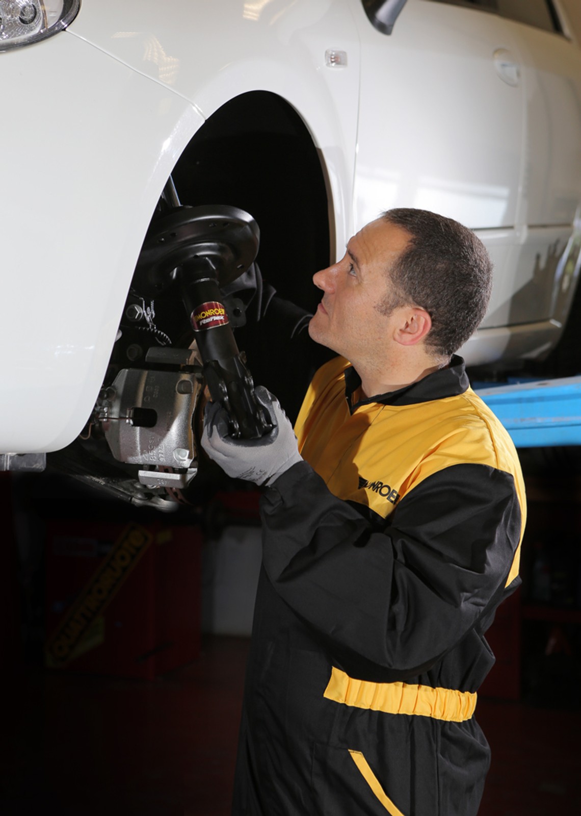 Wymiana amortyzatorów