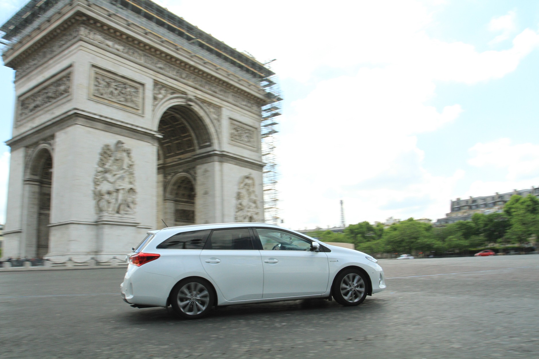 Toyota Auris Hybrid
