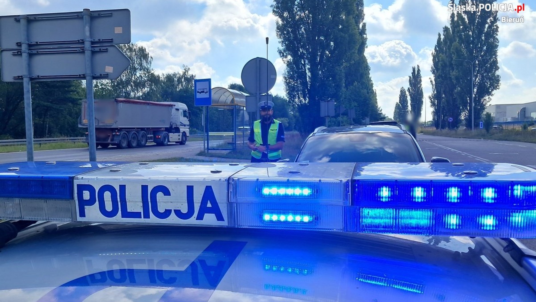 Policjanci prowadzili specjalną akcję. Wykorzystali specjalistyczny pojazd