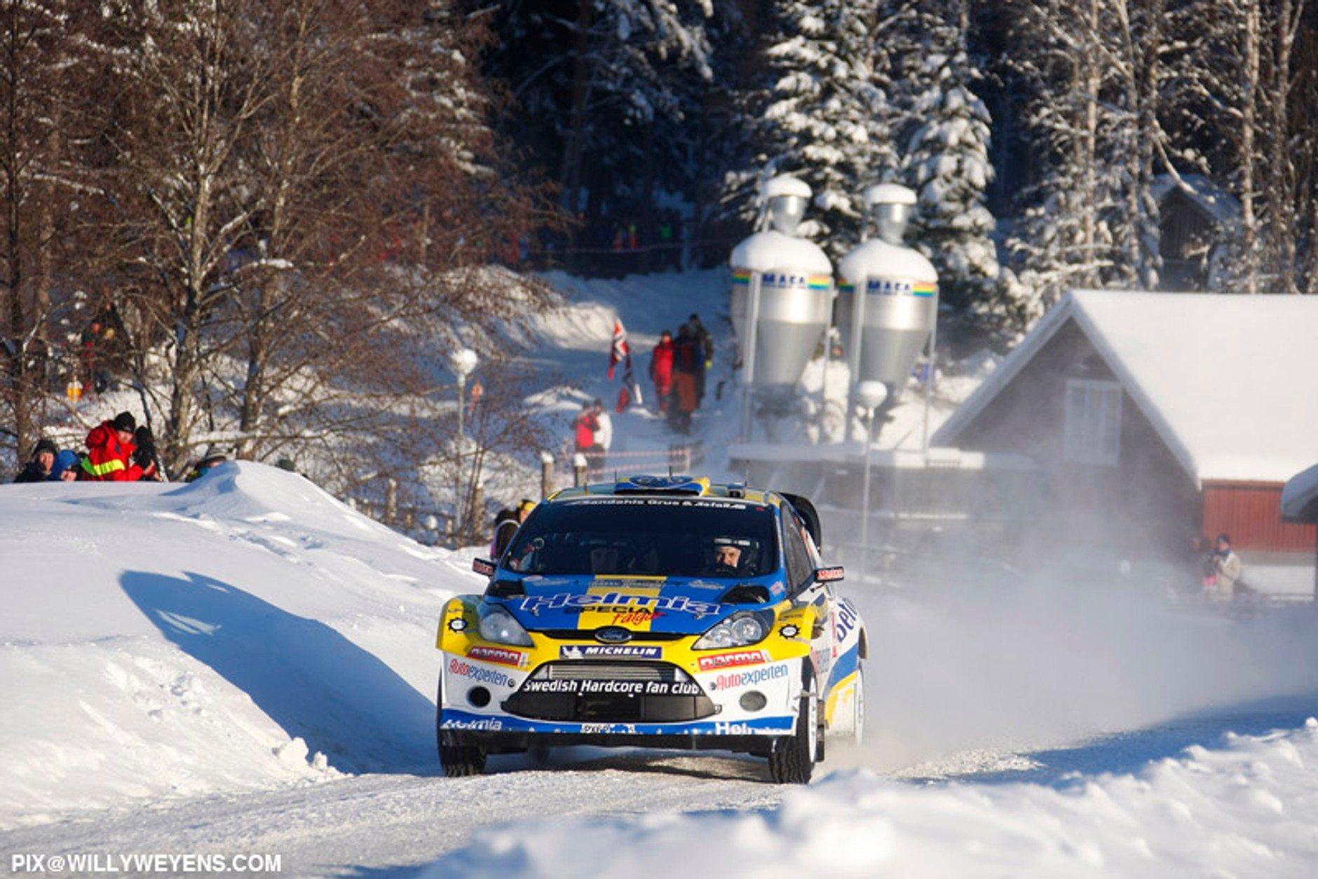 Trzy Fiesty na czele Rajdu Szwecji 2011