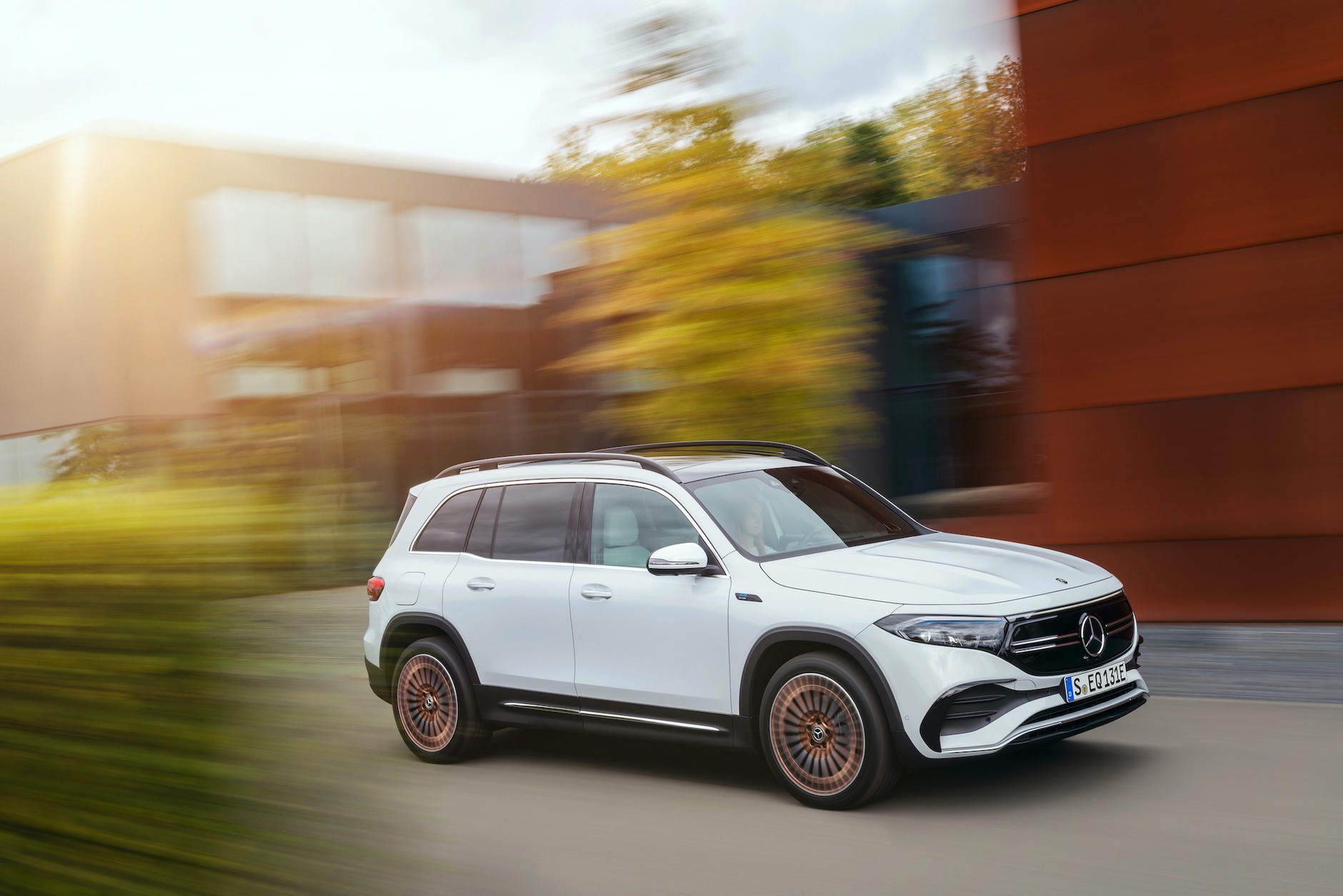 Mercedes EQB – kolejny elektryczny SUV