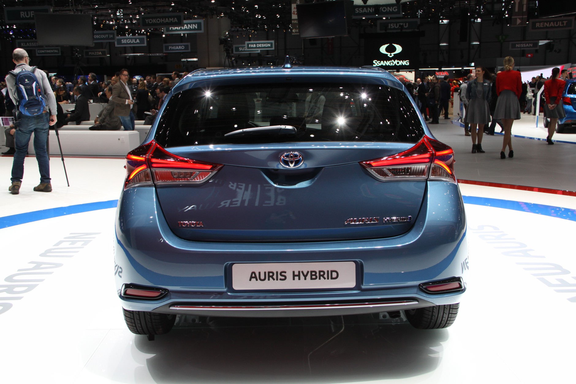 Toyota Auris (Genewa 2015)