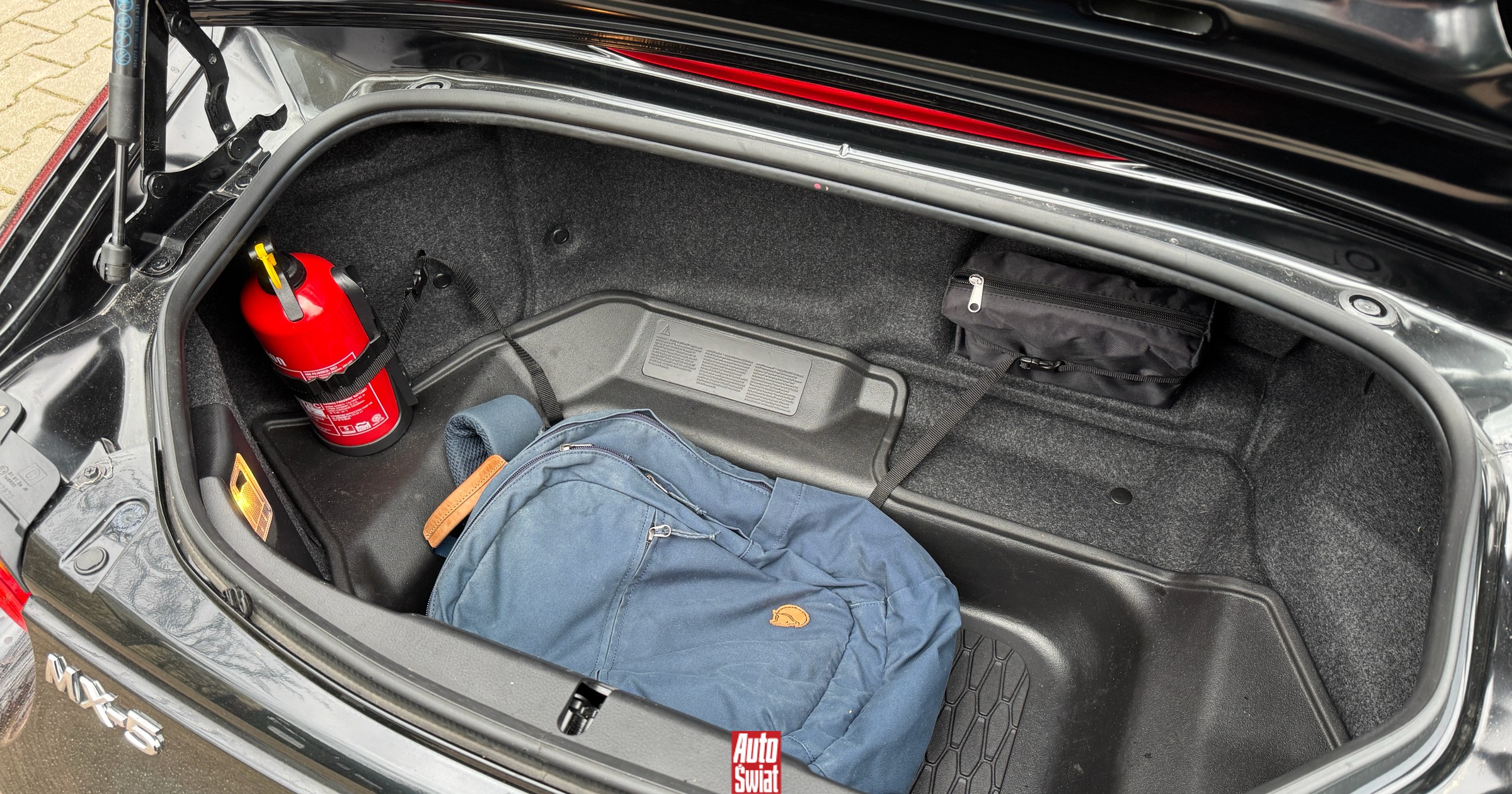 Przeterminowana gaśnica w samochodzie. Czy grozi za to mandat?