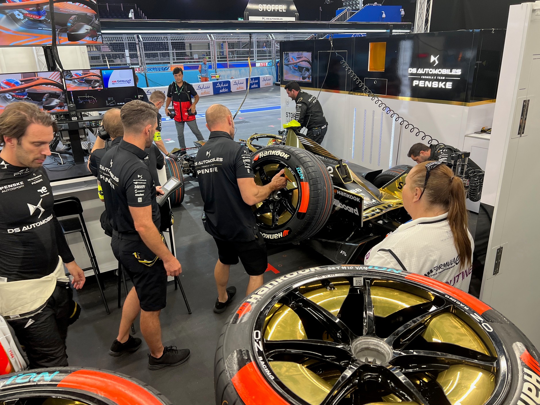 Wyścigi Formuły E na torze ExCel w Londynie