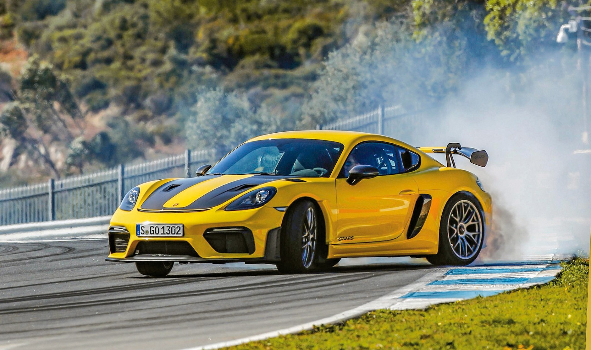 Porsche 718 Cayman GT4 RS