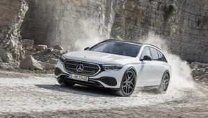 Nowy Mercedes klasy E All-Terrain. Kombi w terenowym wydaniu