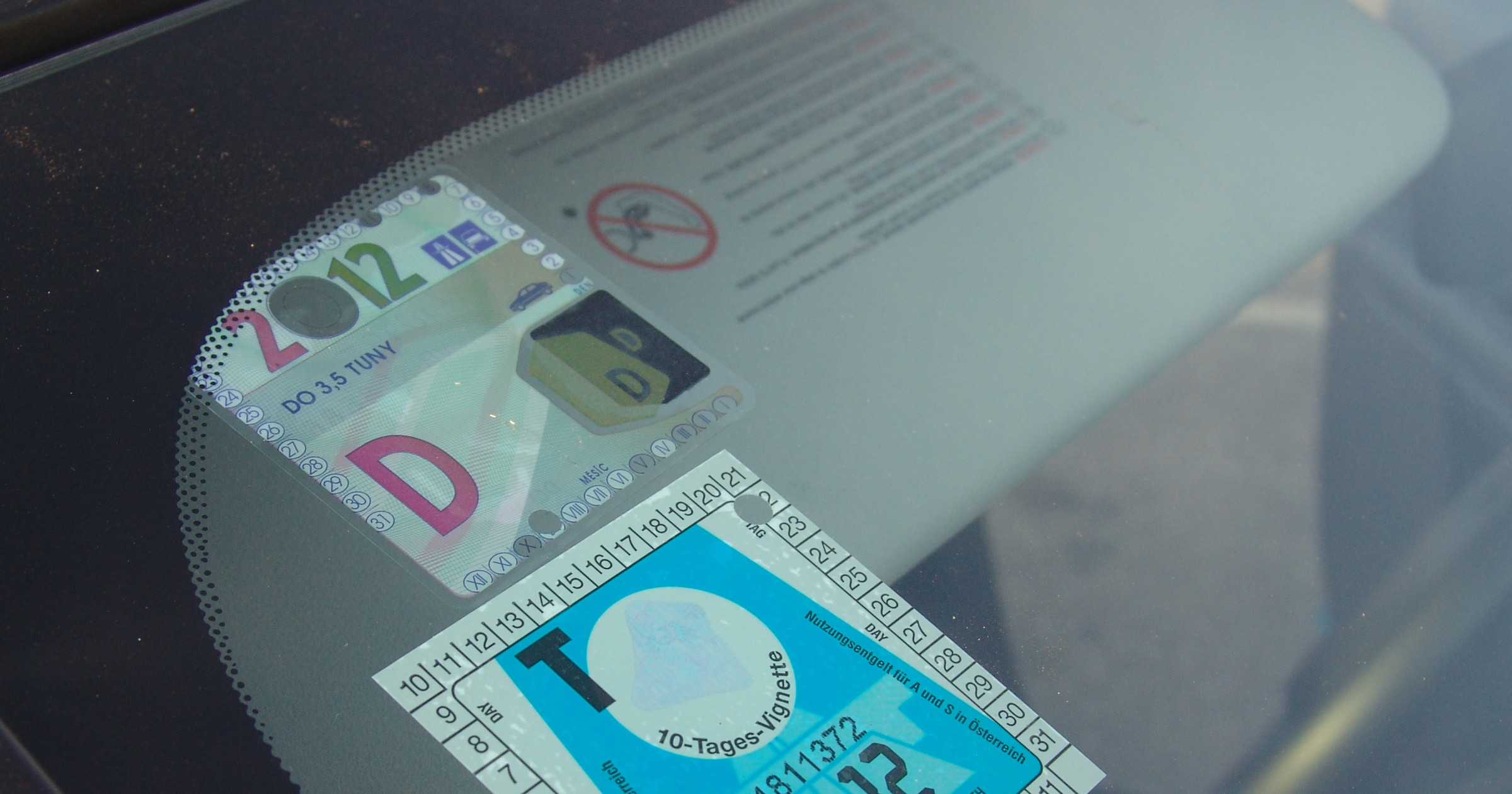 Opłaty za autostrady w Austrii i Szwajcarii