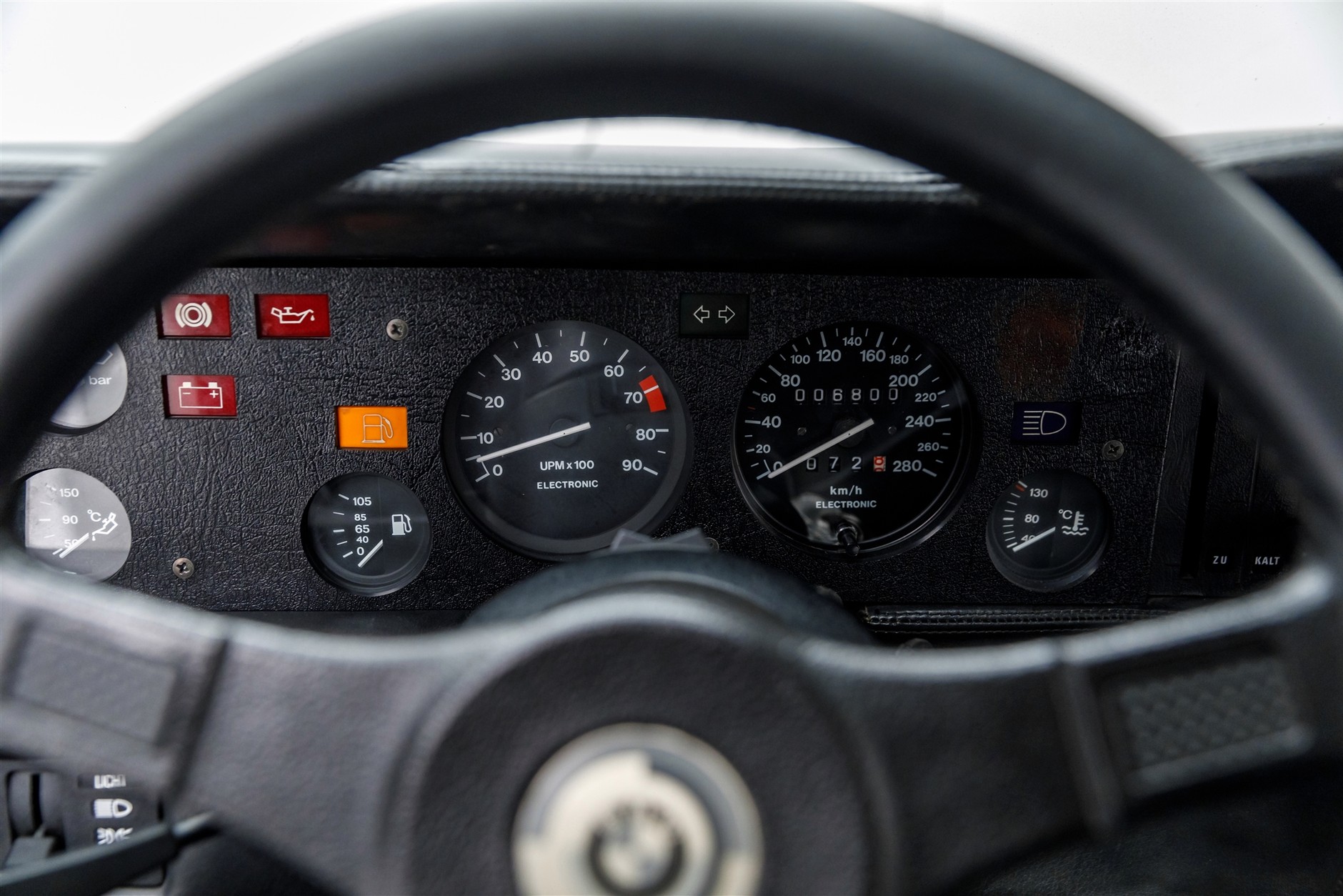 BMW M1 AHG z kolekcji Paula Walkera