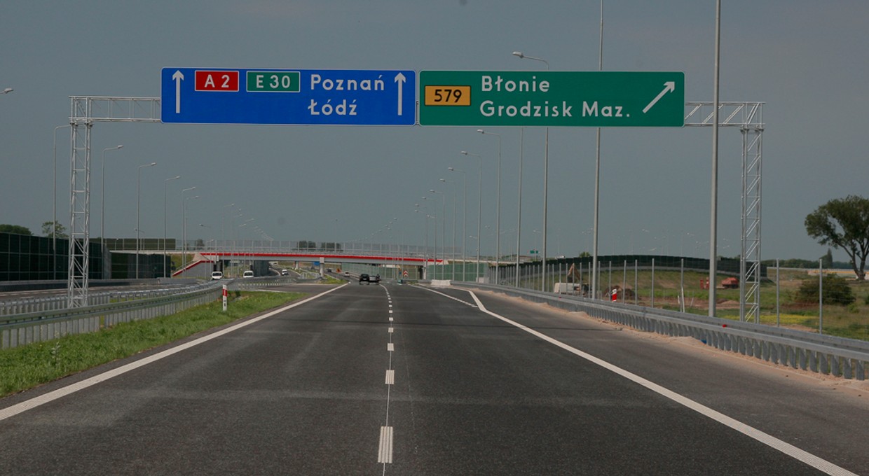 Dlaczego akurat te miejscowości są na drogowskazach? Drogowcy wyjaśniają