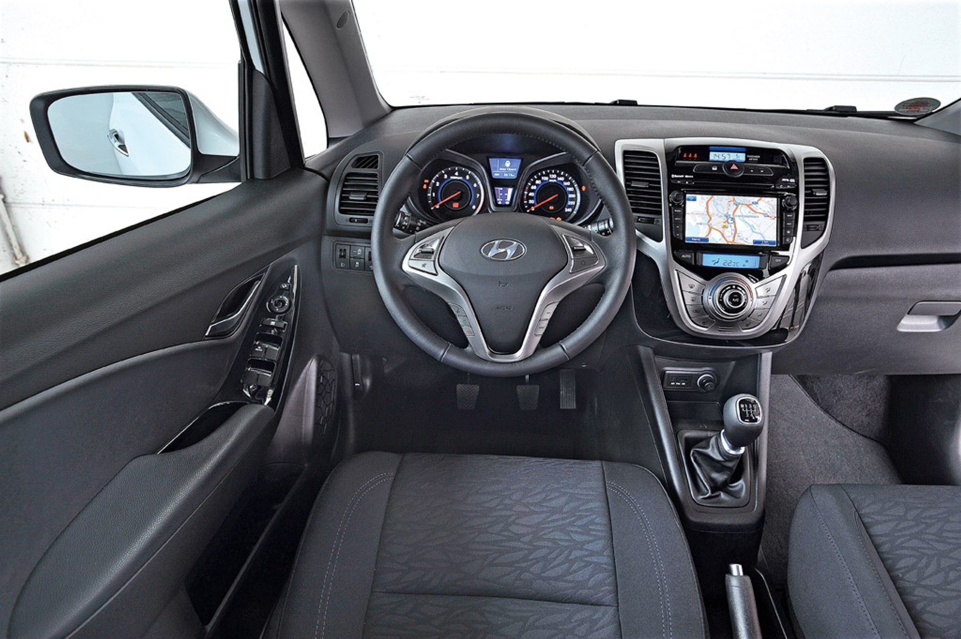 Japonia kontra Korea:  sprawdziliśmy gdzie produkują lepsze samochody