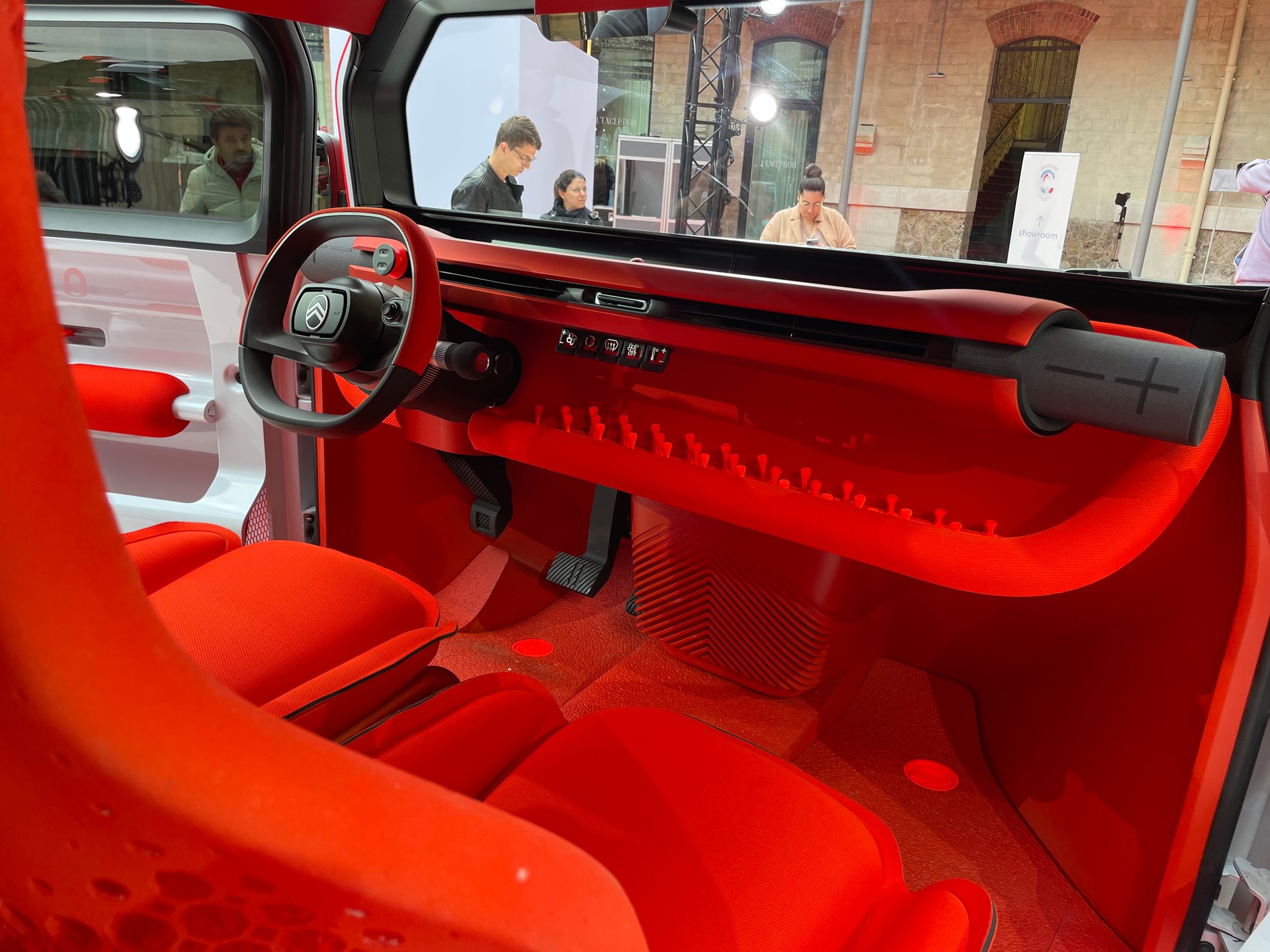 Koncepcyjny Citroen Oli [All-ë]