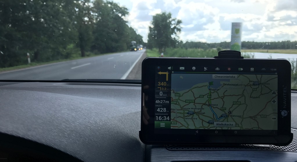 Navitel T700 3G