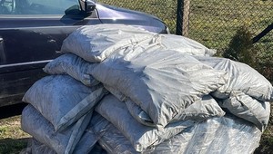 Fiatem Seicento wywoził kradziony węgiel. Auto przetransportowało kilkadziesiąt ton