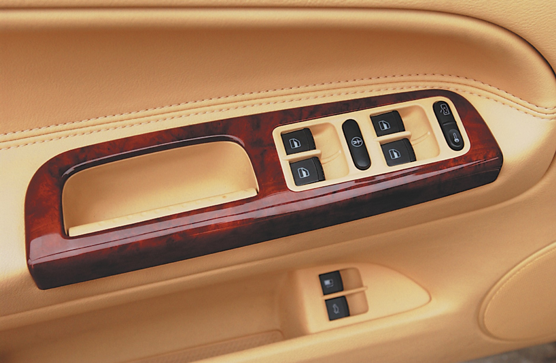 Volkswagen Passat W8