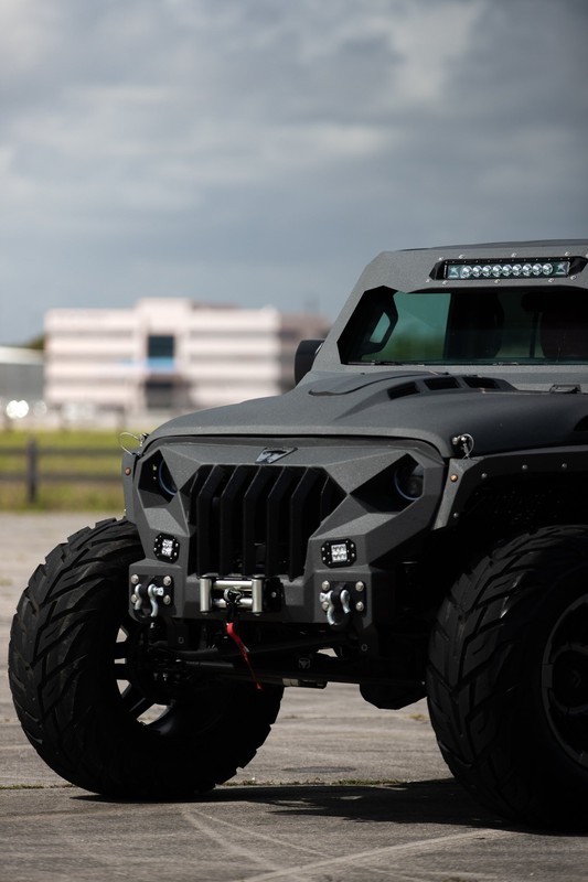 Apocalypse Hellfire 6x6