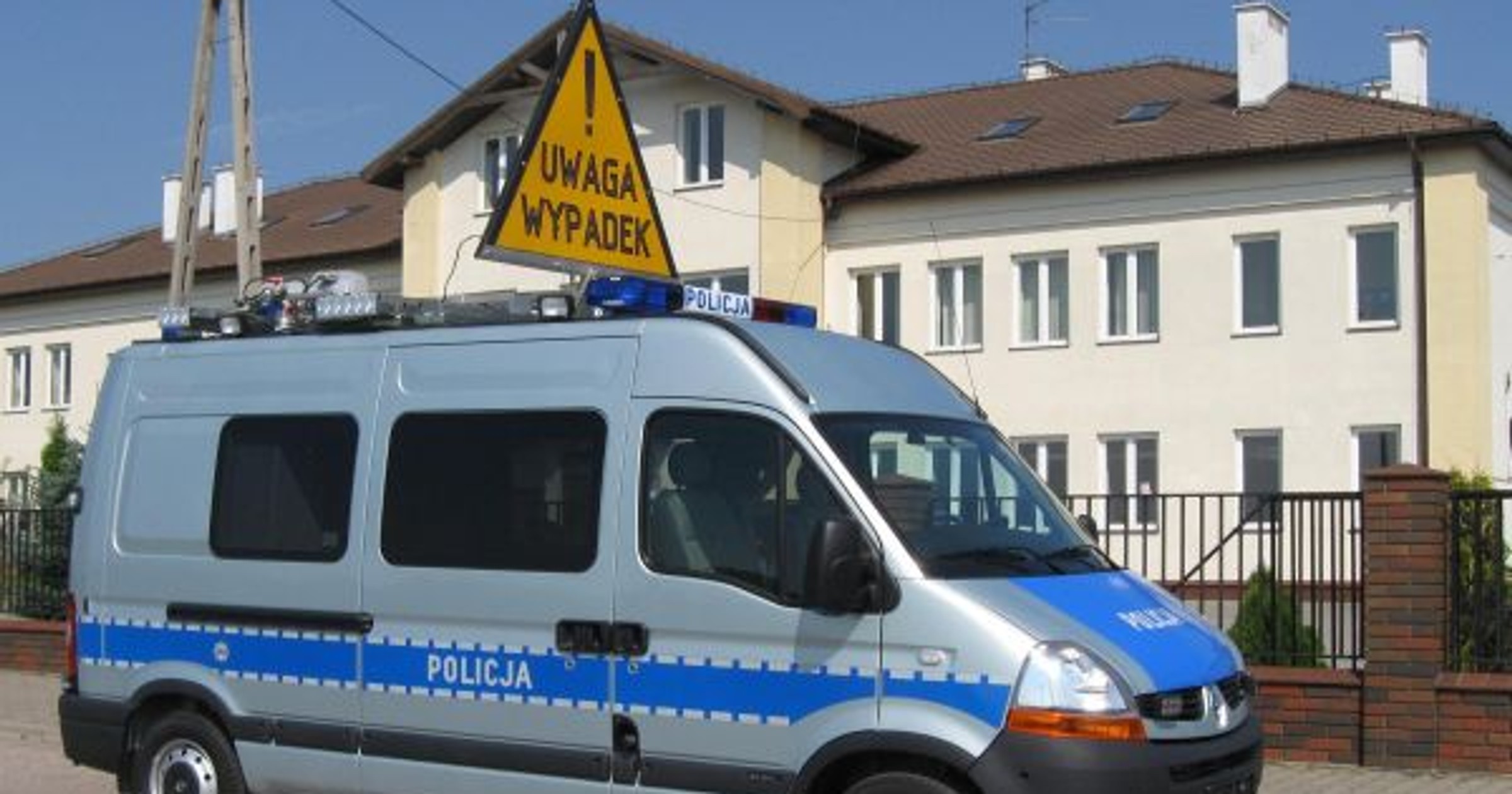 Ambulans Pogotowia Ruchu Drogowego