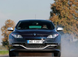 Patryk Szczerbiński testuje Renault Megane R.S. Red Bull Racing - zdjęcia