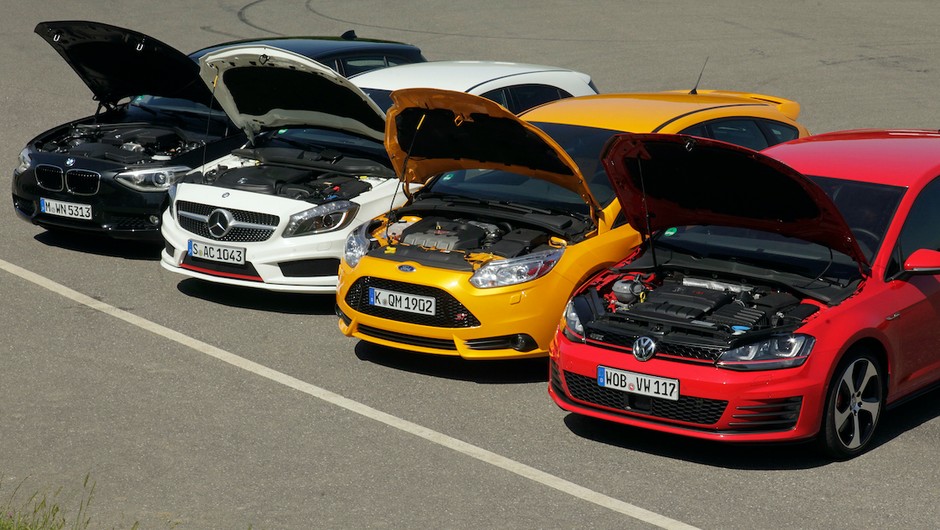 Porównanie: BMW 125i, Ford Focus ST, Mercedes A 250 Sport i VW Golf GTI