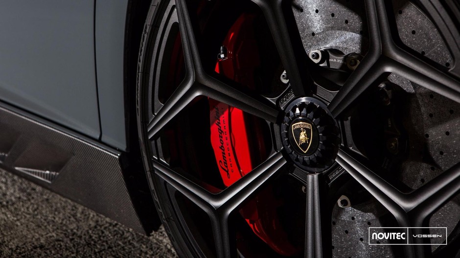Lamborghini Aventador Novitec Tornado