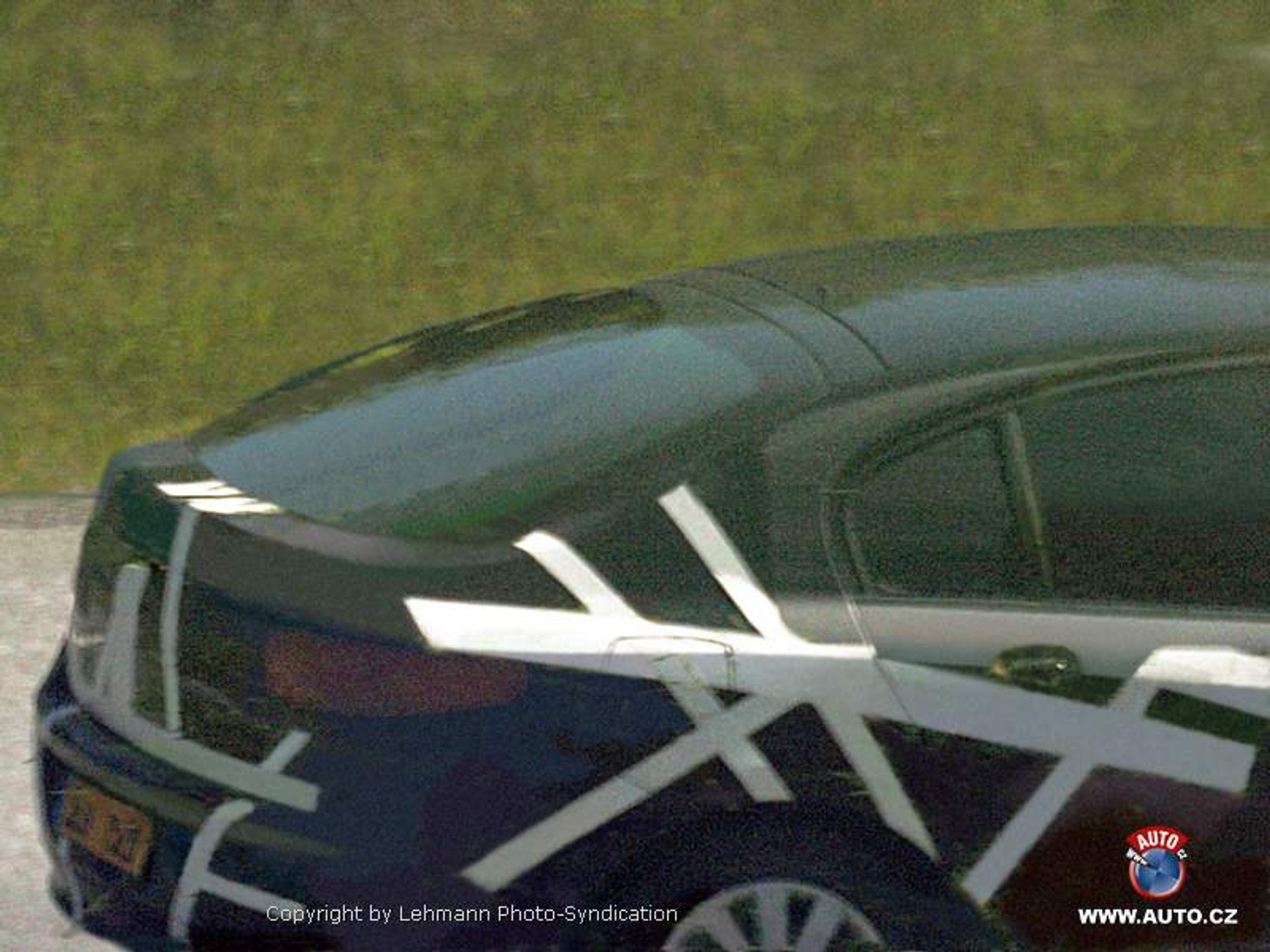 Zdjęcia szpiegowskie: nowy Renault Laguna