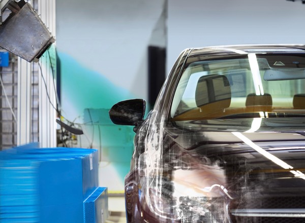 Crash test z prześwietleniem rentgenowskim