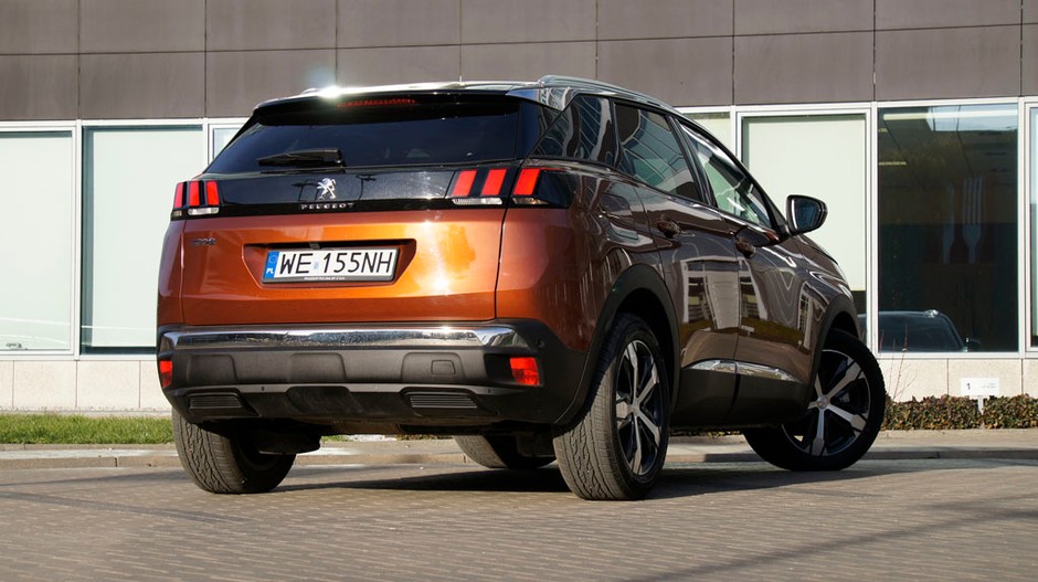 Peugeot 3008 już w standardzie ma klimatyzację, i-cockpit i elektrycznie sterowane szyby